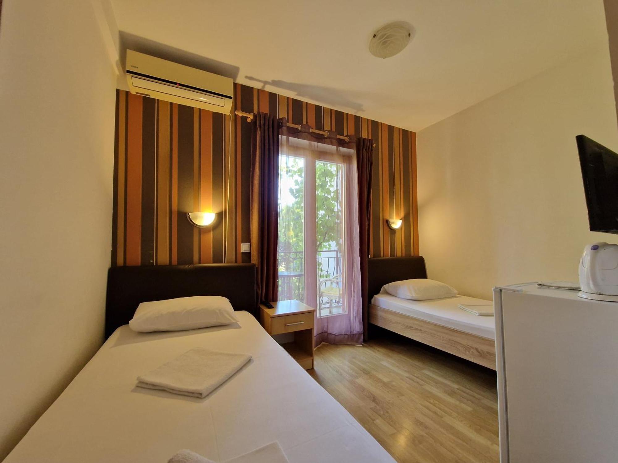 Guest House Damjana Budva Room photo