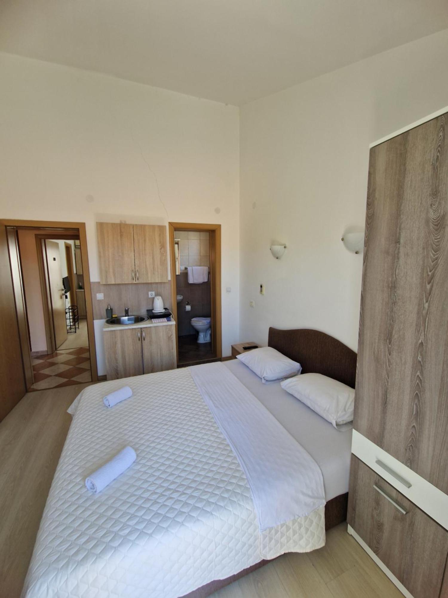 Guest House Damjana Budva Exterior photo