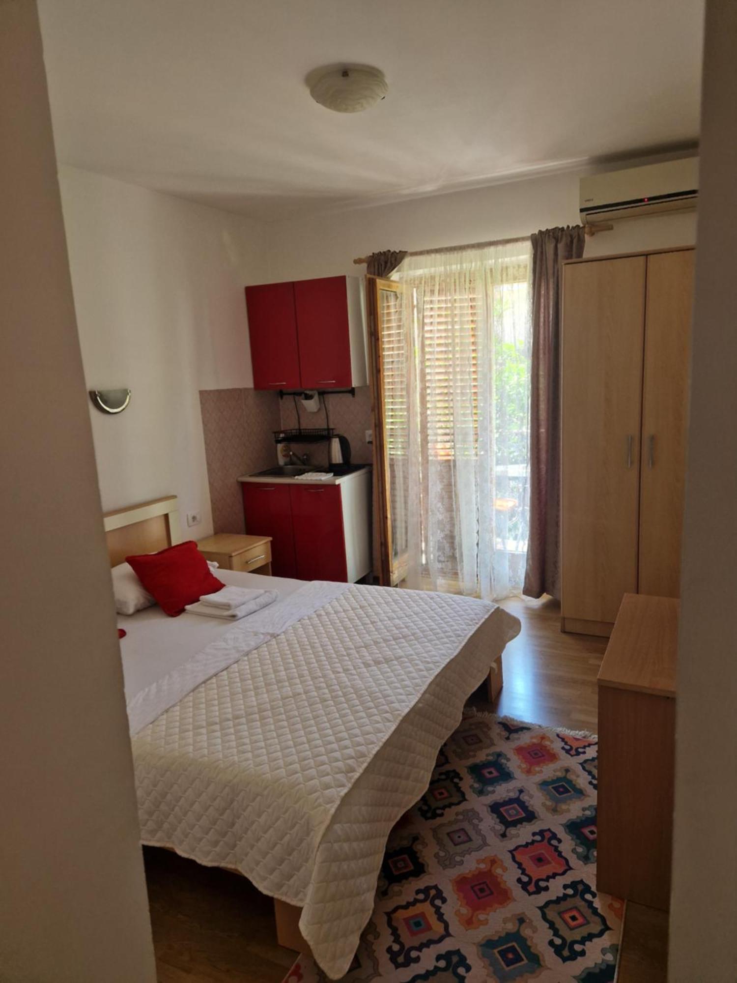 Guest House Damjana Budva Exterior photo