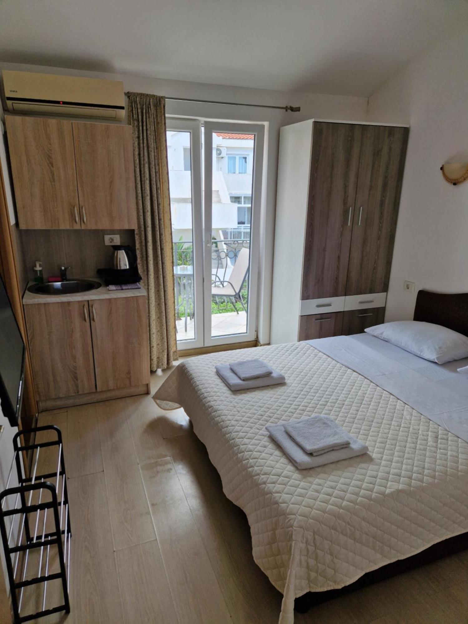 Guest House Damjana Budva Exterior photo